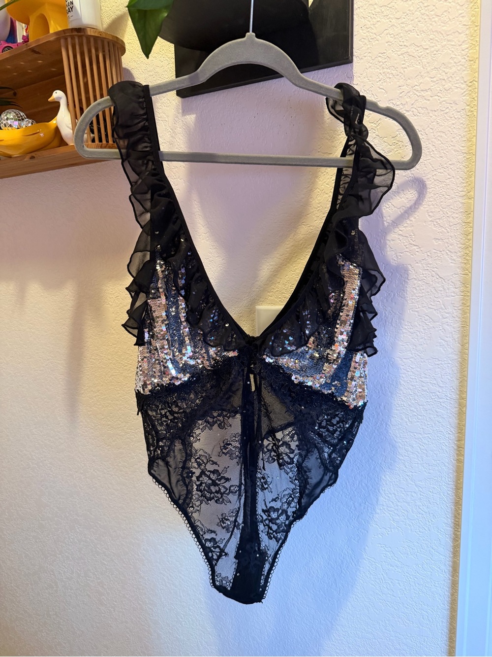 For Love and Lemons - Maia Teddy, L - Picture 2 of 7